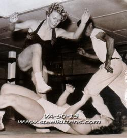 Vintage 50’s & 60’s – Women`s Wrestling - VA-50-15 - Clip 7